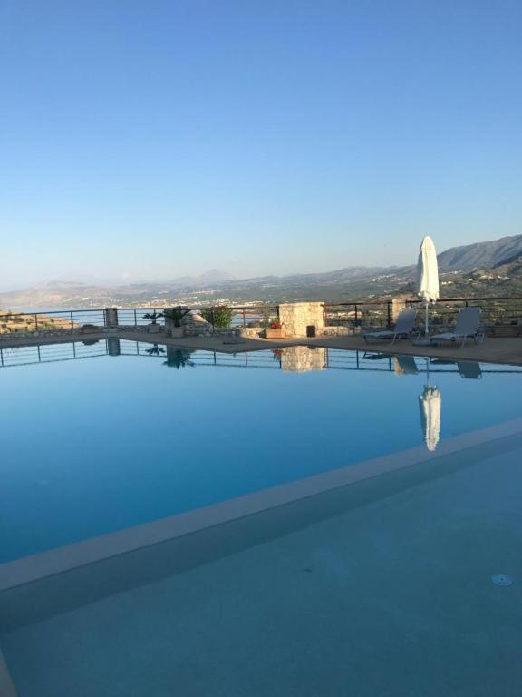Ferienwohnung Grosses Haus Mit Traumhaftem Ausblick Georgioupoli Exterior foto